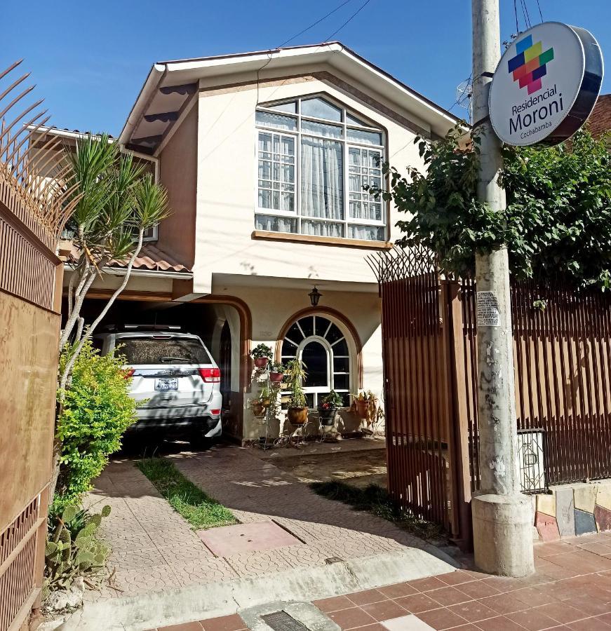 Bed and Breakfast Residencial Moroni - Alojamiento En Кочабамба Экстерьер фото